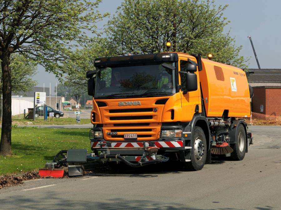  Scania P230 Road Service 2004 года  (фото 1 из 5)
